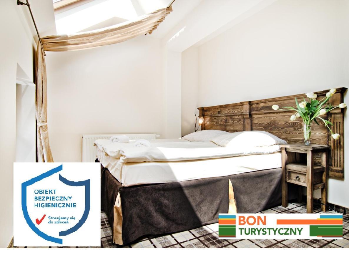 Five Stars Bed&Breakfast Wroclaw Bagian luar foto