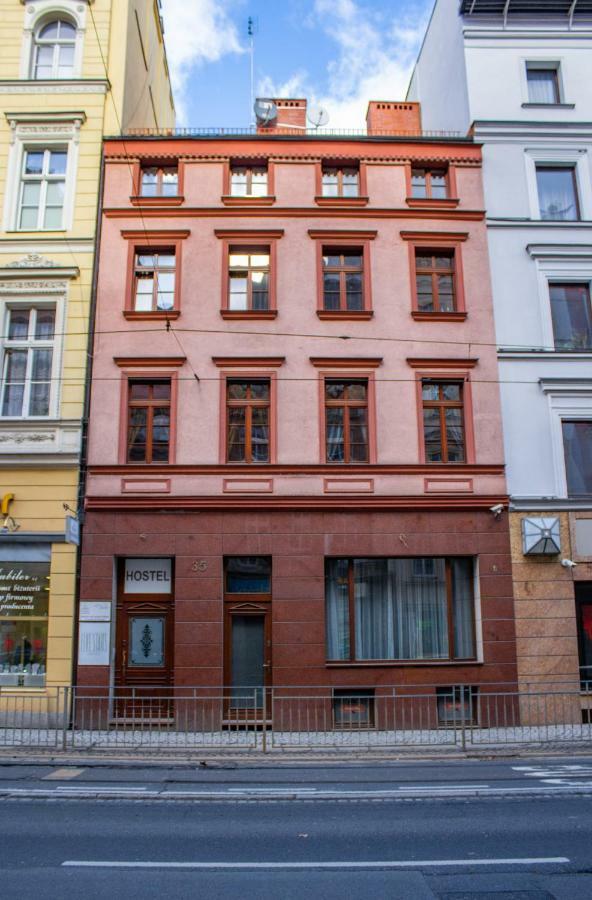 Five Stars Bed&Breakfast Wroclaw Bagian luar foto